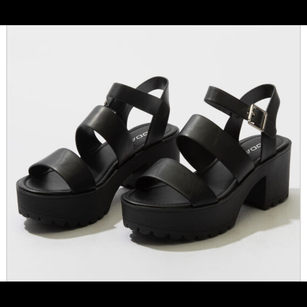 SODA Lug Sole Ankle Strap Womens Platform Sandals